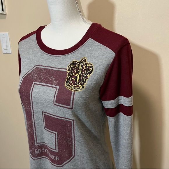 Harry Potter Gryffindor Long Sleeve T-Shirt - Picture 2 of 10